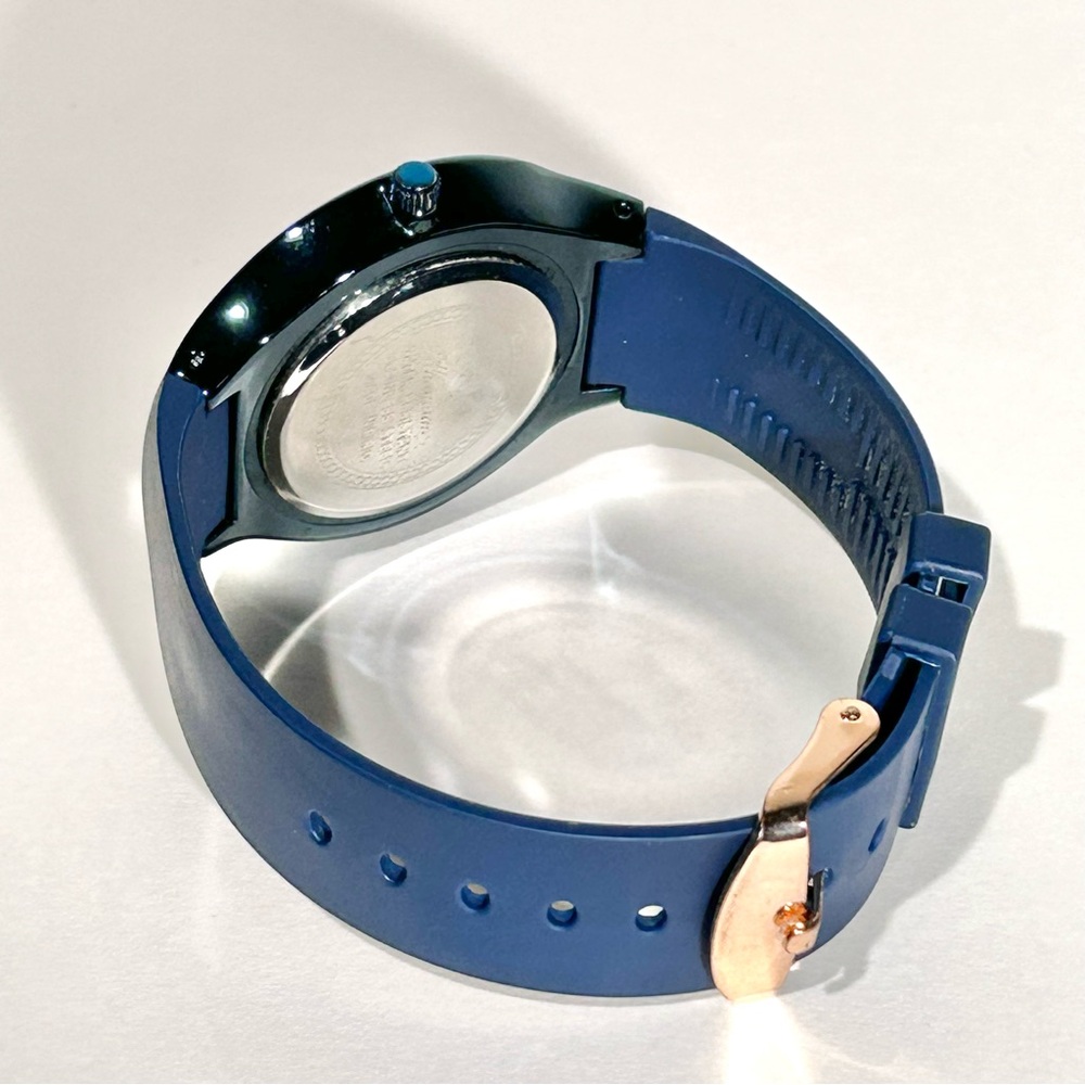 Blue Smartwatch - image 3